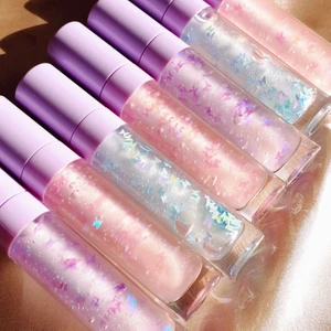 Butterfly collection  Gloss🦋 - Butterfly collection är en kollektion av tre olika glosses med fjärilar i med olika smaker och färg.                       Den rosa dofta Jordgubb, den lila dofta marshmellow och den blåa dofta cotton candy ❤   priset är 50kr/st, frakt 15kr. 