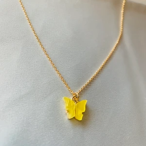 Fjärils halsband  - 😍😍