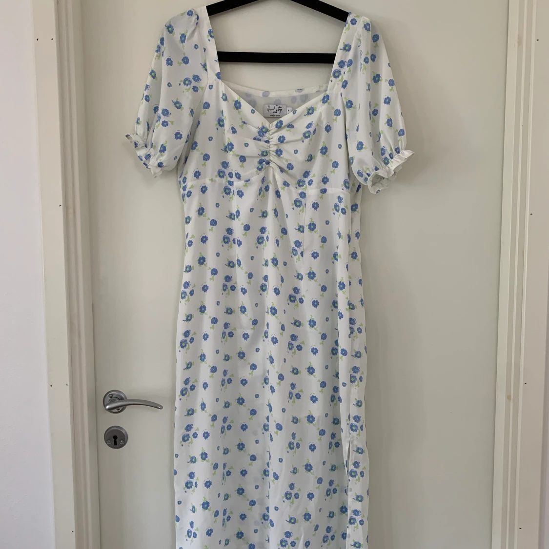 Sommarklänning 🌿🌾🌸 - 90