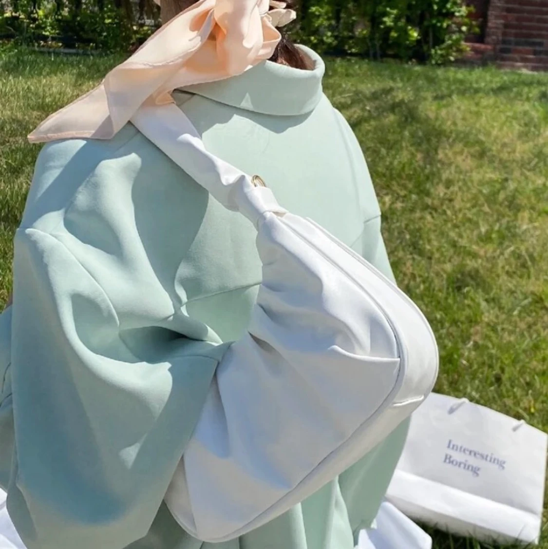 Vit handväska  - 90