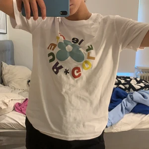 T-shirt - GOLF le FLEUR t-shirt. Storlek S, 200kr🌷🌷🌷