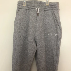 Mjukisbyxor - Jätte mjuka mjukisbyxor köpt från zalando  då bra material och billigt pris