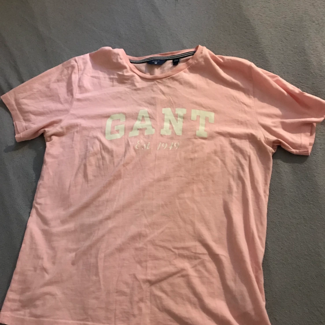 Pink Gant T-shirt