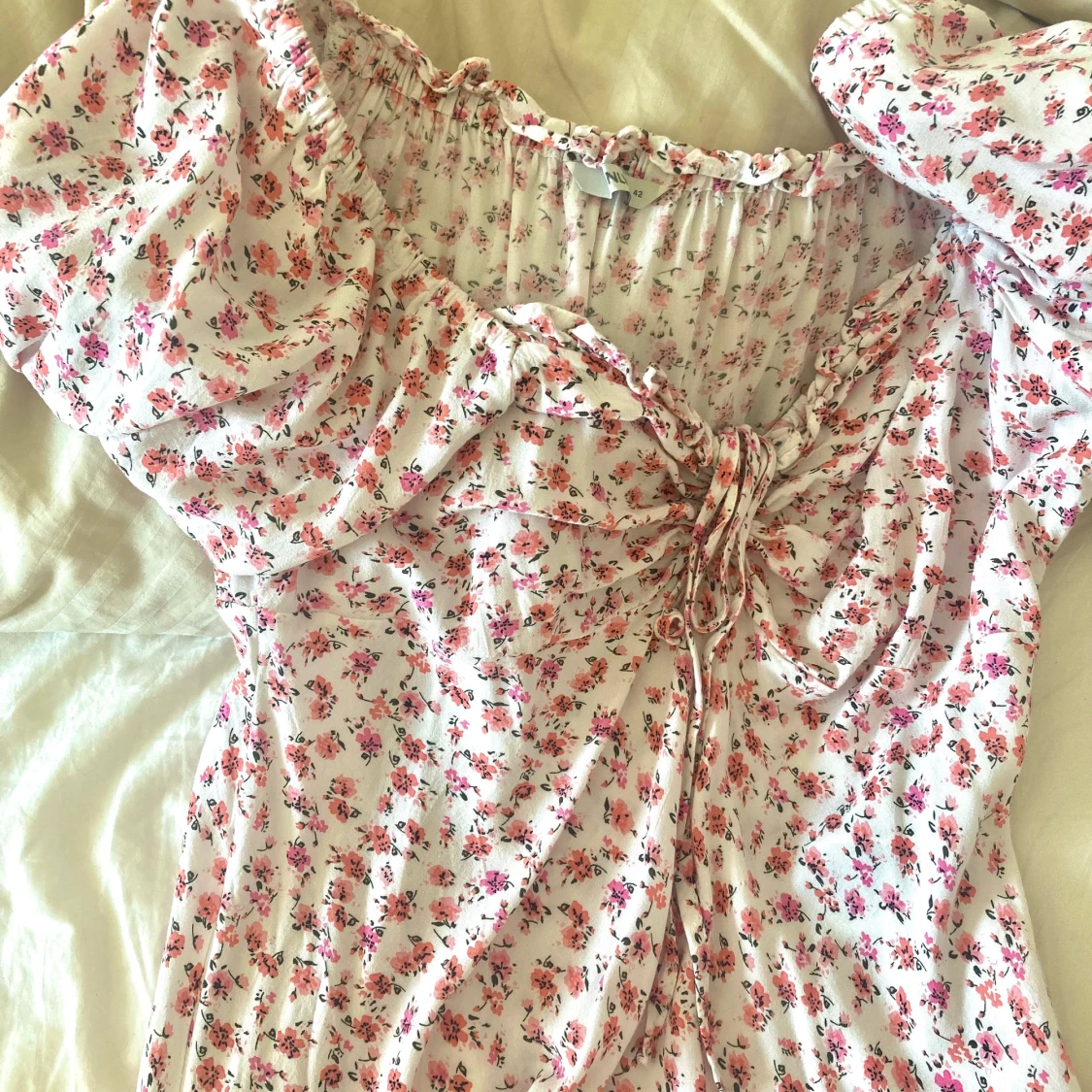 ONLY småblommig milkmaidklänning strl 42 - 90