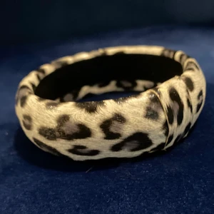 Söt armband 7 cm ø - Hämtas i Hornstull eller skickas mot porto ❤️