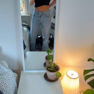 Jättecoola oversize 501 jeans. Köpta second hand. Köparen står för frakten❤️säljer endast vid bra pris