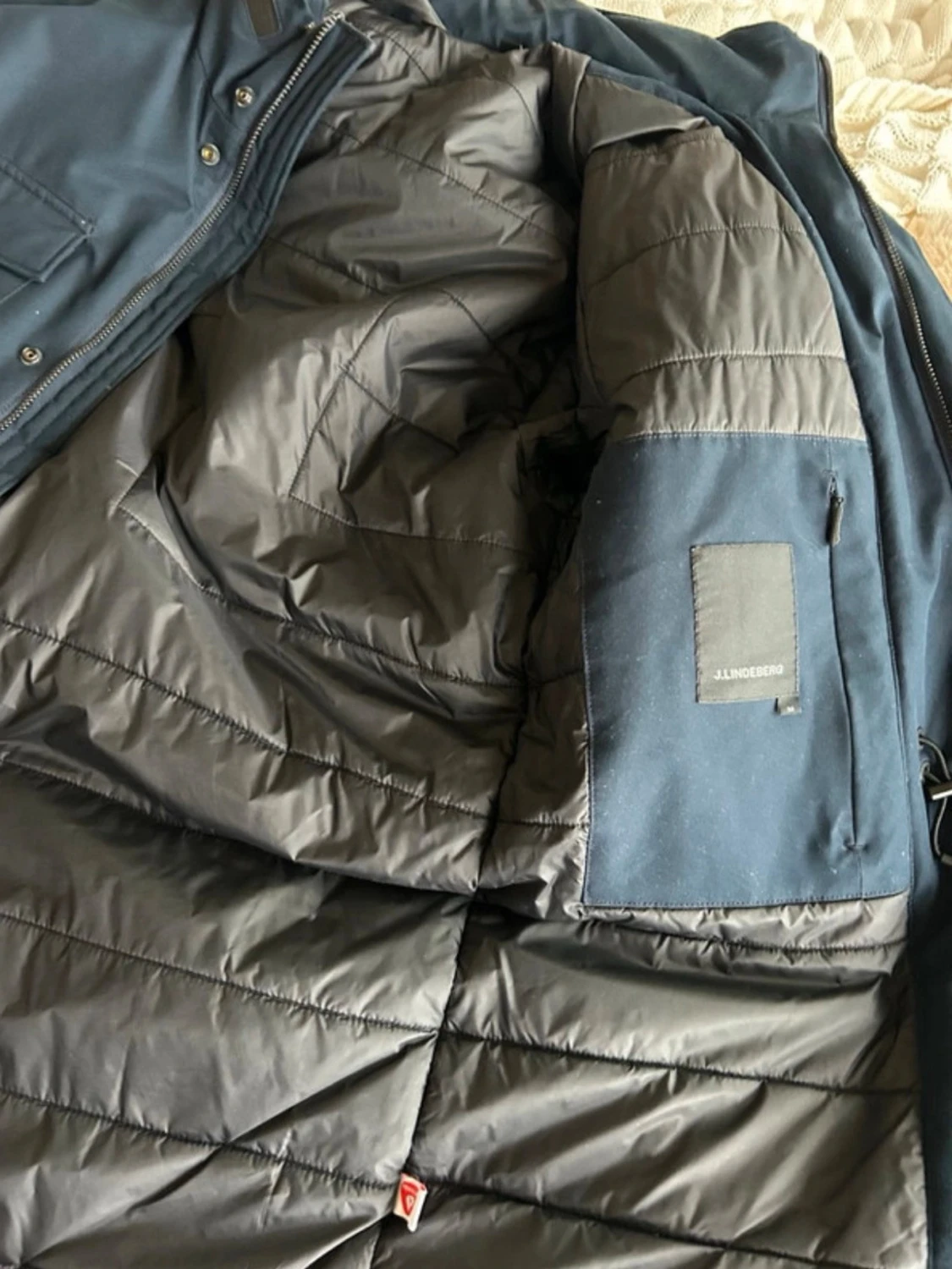 J.Lindeberg jacka  - 3
