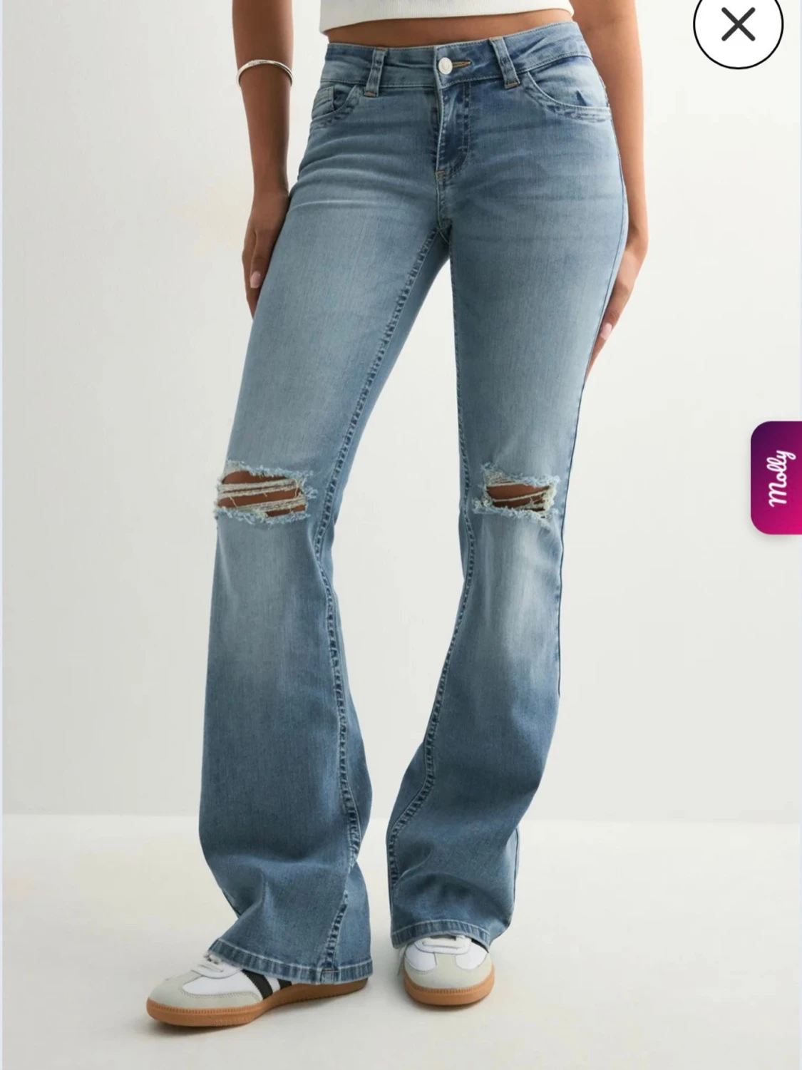 Bootcut jeans med slitningar
