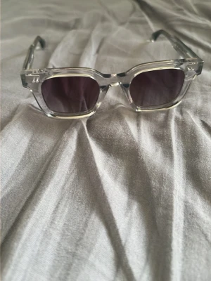 Byte- Chimi glasögon mot oakley glasögon - Är intresserad av byte mot oakleyglasögon, skicka bild om du är intresserad.
