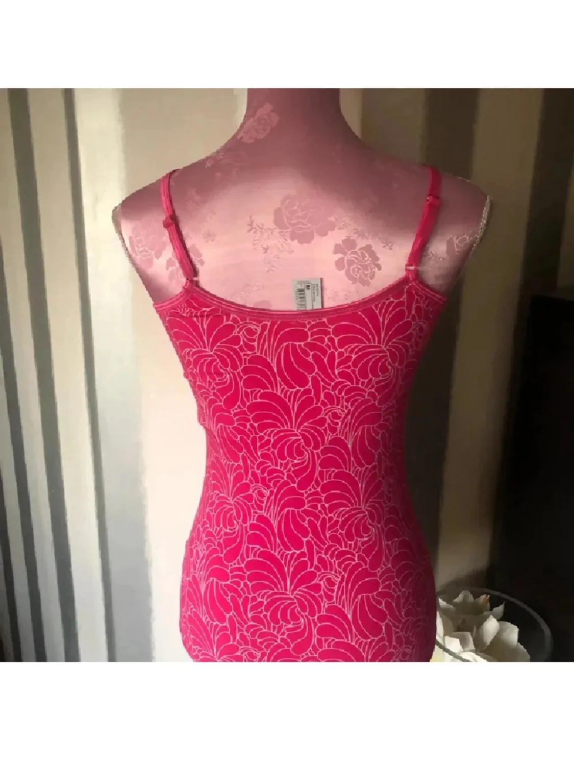 Rosa linne med blommigt mönster - 1
