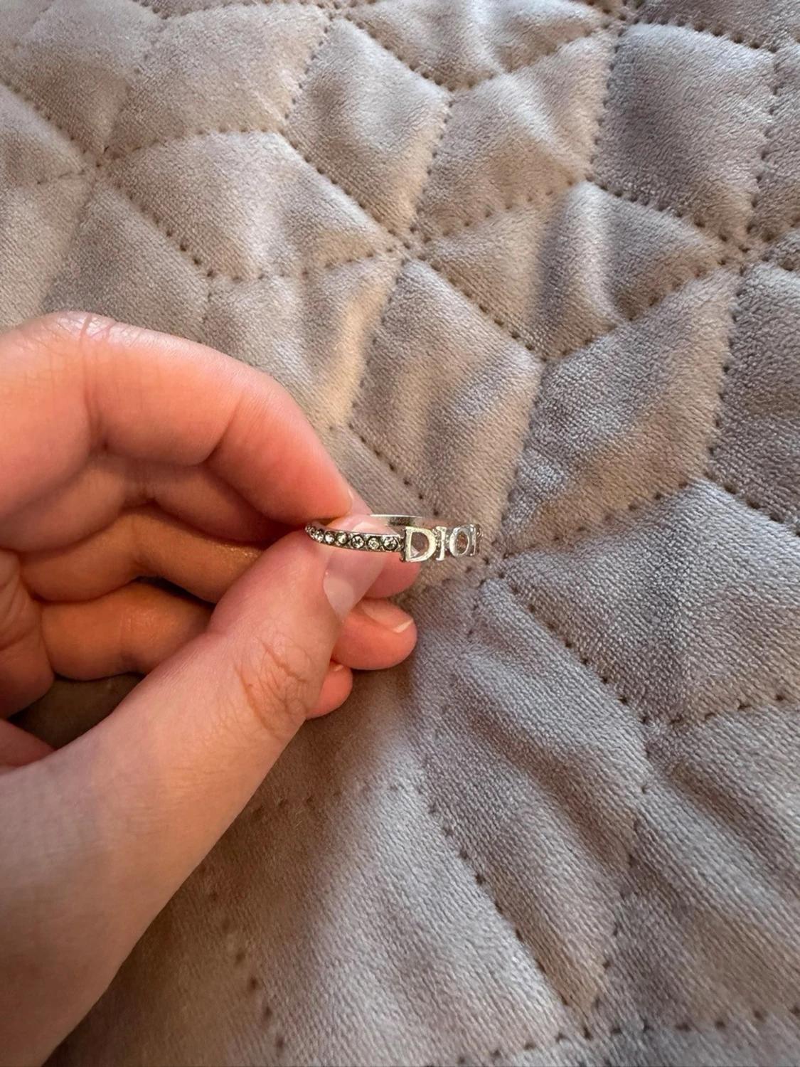 Snygg silverring från Dior - 1