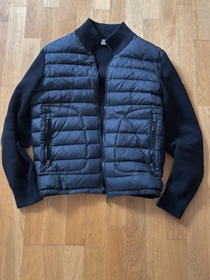 Moncler cardigan  - Bra skick
