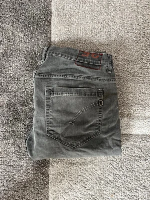 Dondup jeans - Säljer mina dondup jeans skicka 10/10 