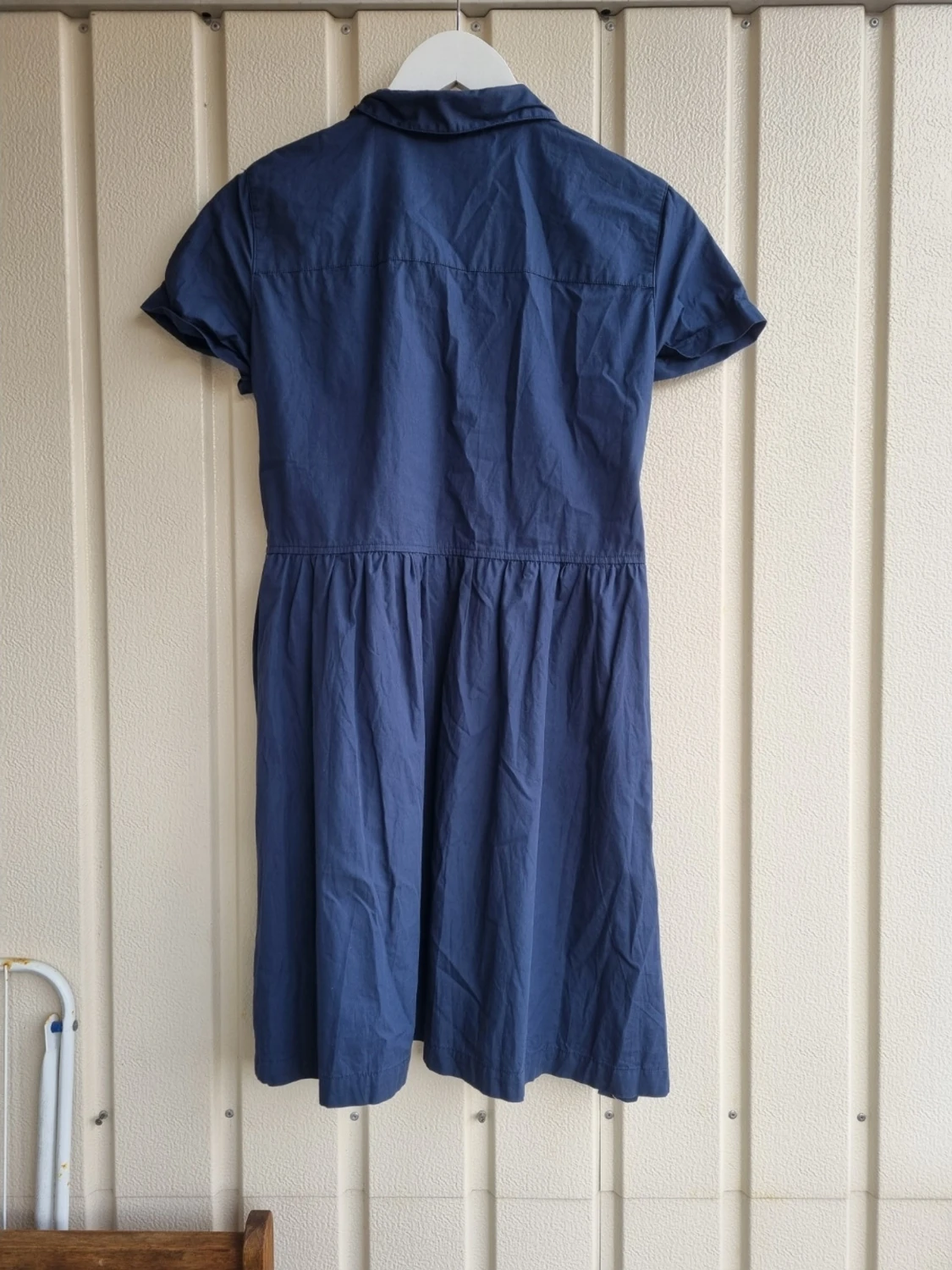 Marinblå kortärmad midikläning - 1