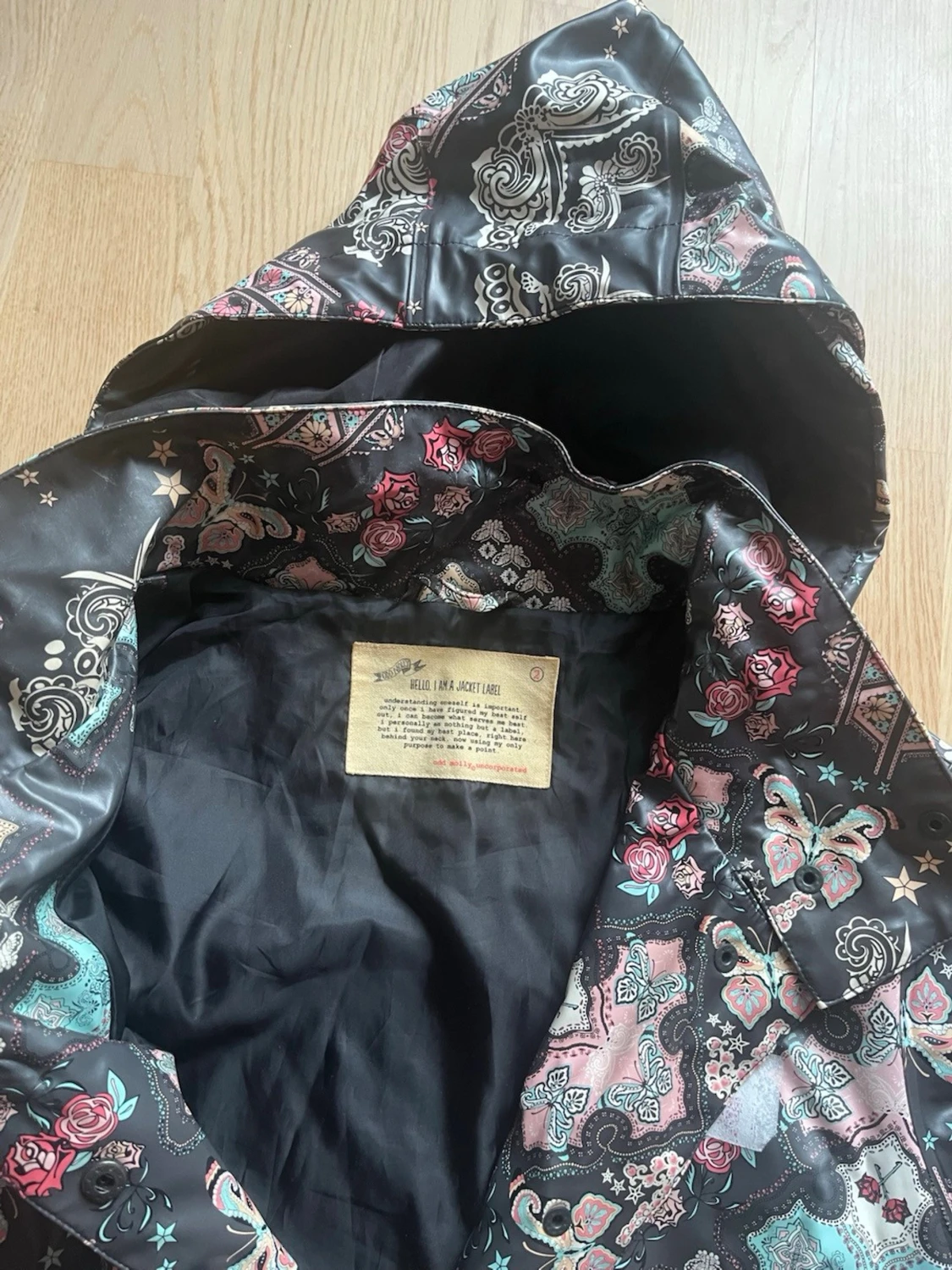 Mönstrad regnjacka från Odd Molly - 2