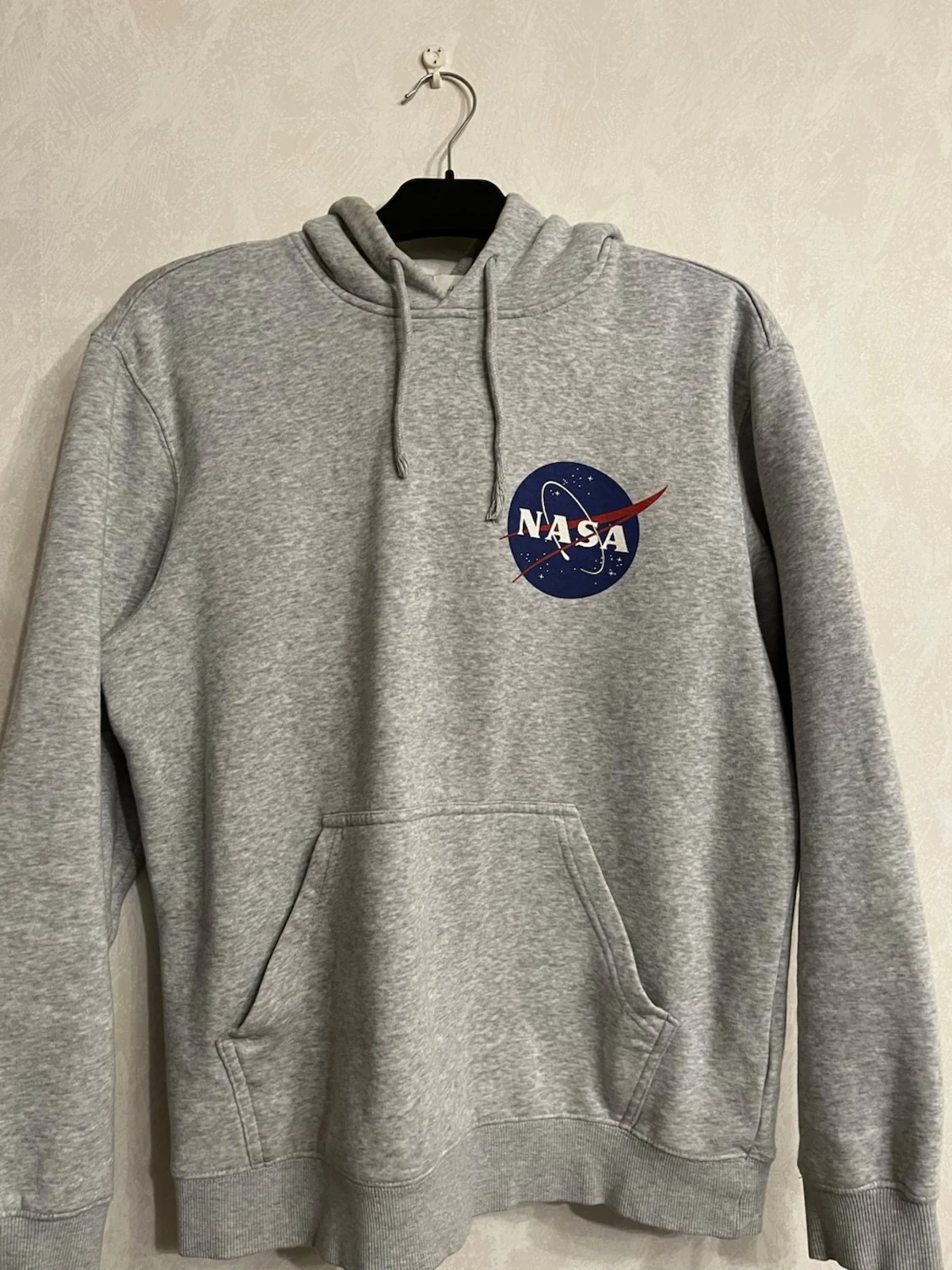 Grå NASA hoodie med logga - 1