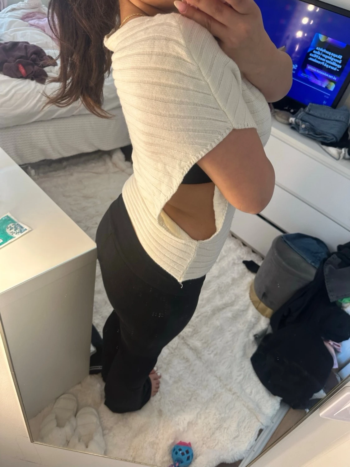 Ribbade vit topp med bred hals - 4