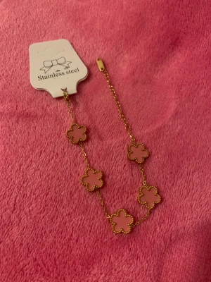 Armband - Nytt och oanvänt