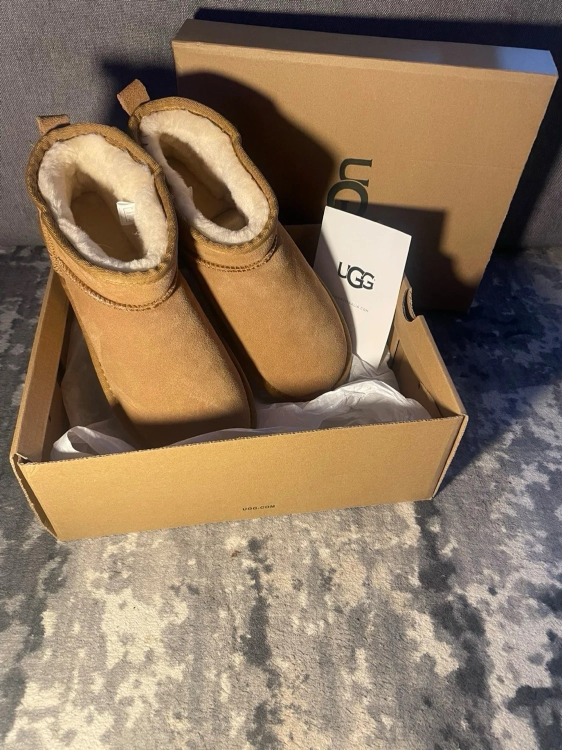 Klassiska beige UGG boots - 3