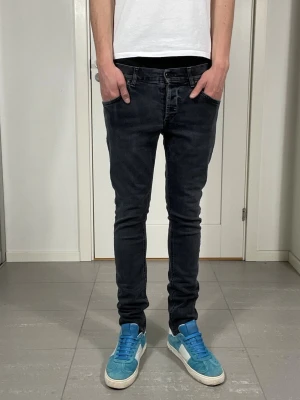 Dondup Jeans  - Säljer nu dessa Dondup Jeans, skriv för fler bilder/frågor🙌🏼