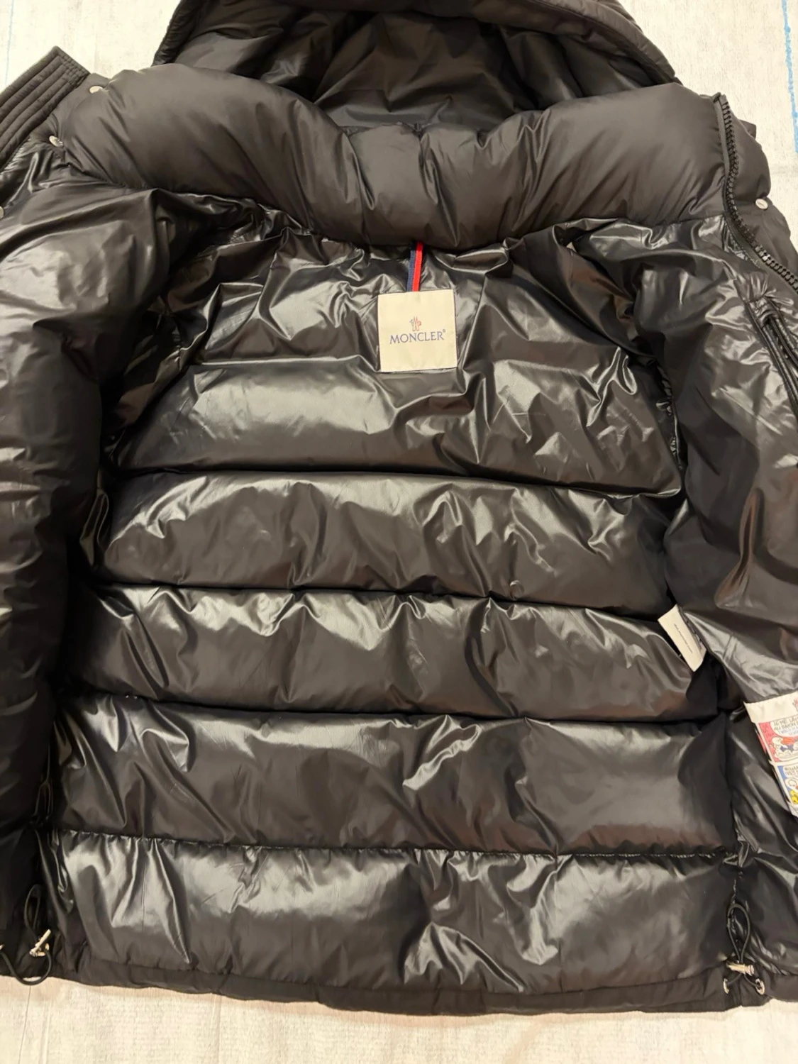  Moncler Vezera - 5