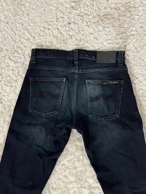 Nudie jeans Grim Tim - Nudie Jeans | skick 9/10 | Storlek 30/32 | Pris - 599kr | Hör av dig vid minsta fråga eller fundering!!