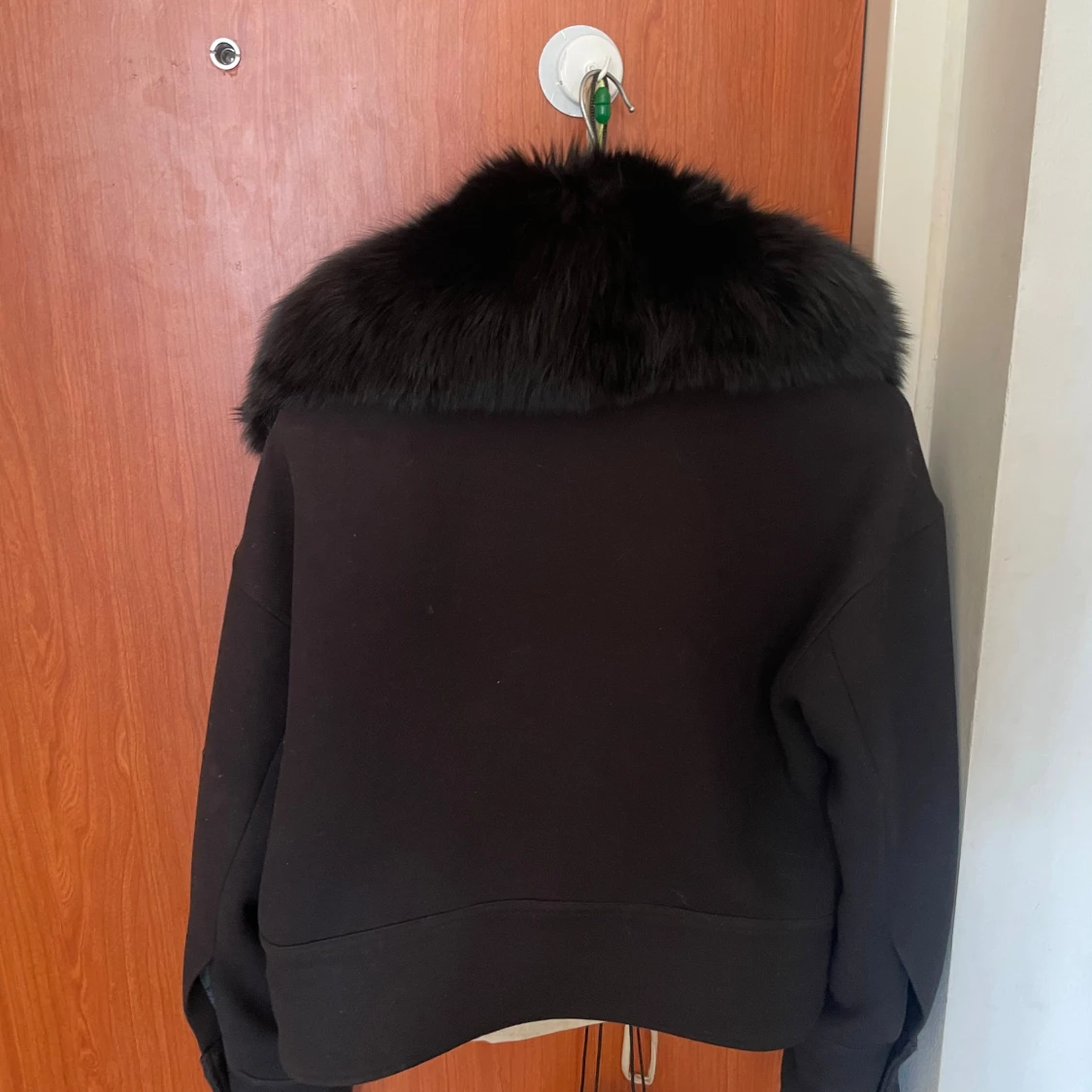 Svart jacka från Meotine - 2