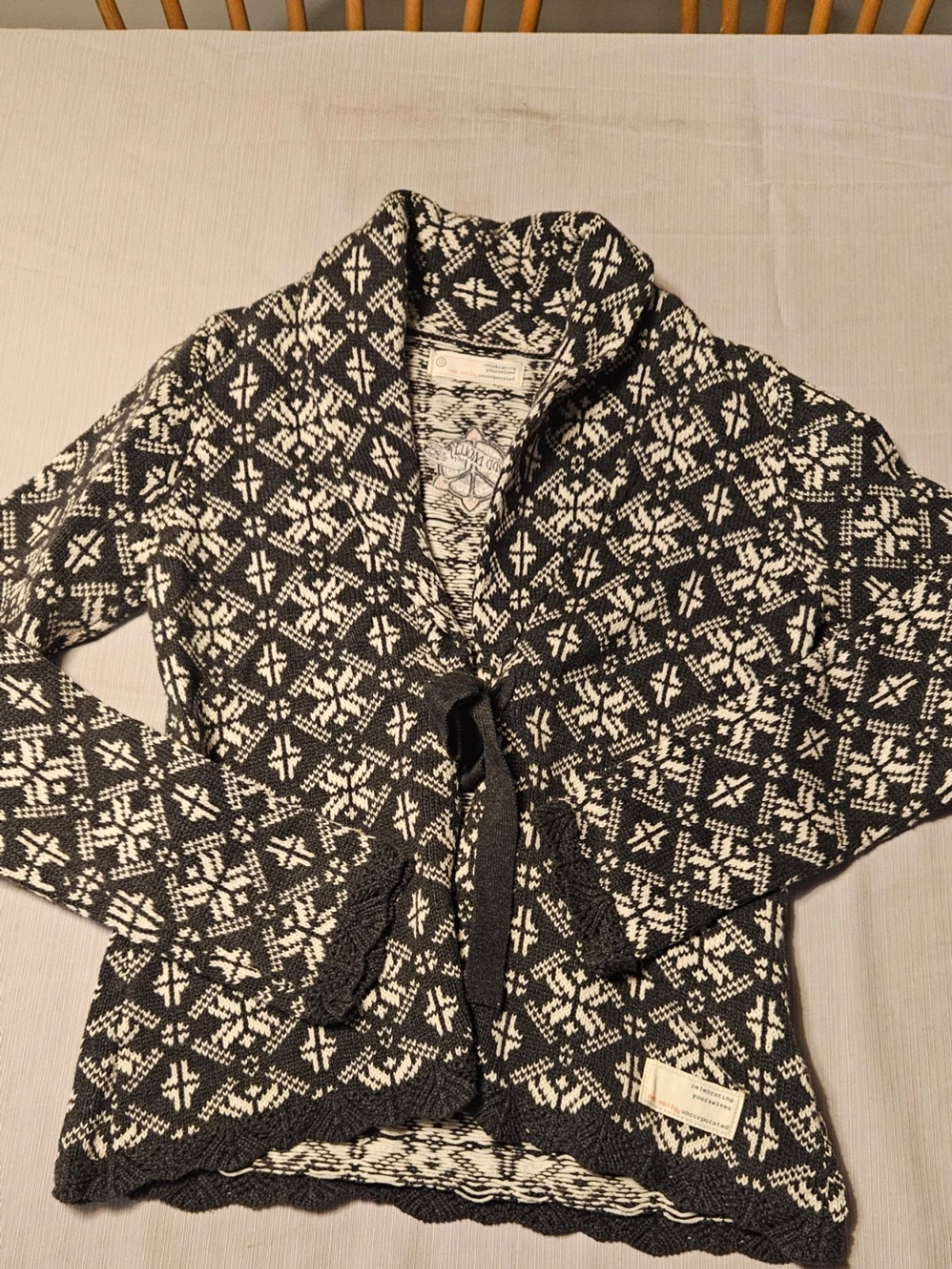 Nyskick ! Mönstrad kofta från Odd Molly - 1