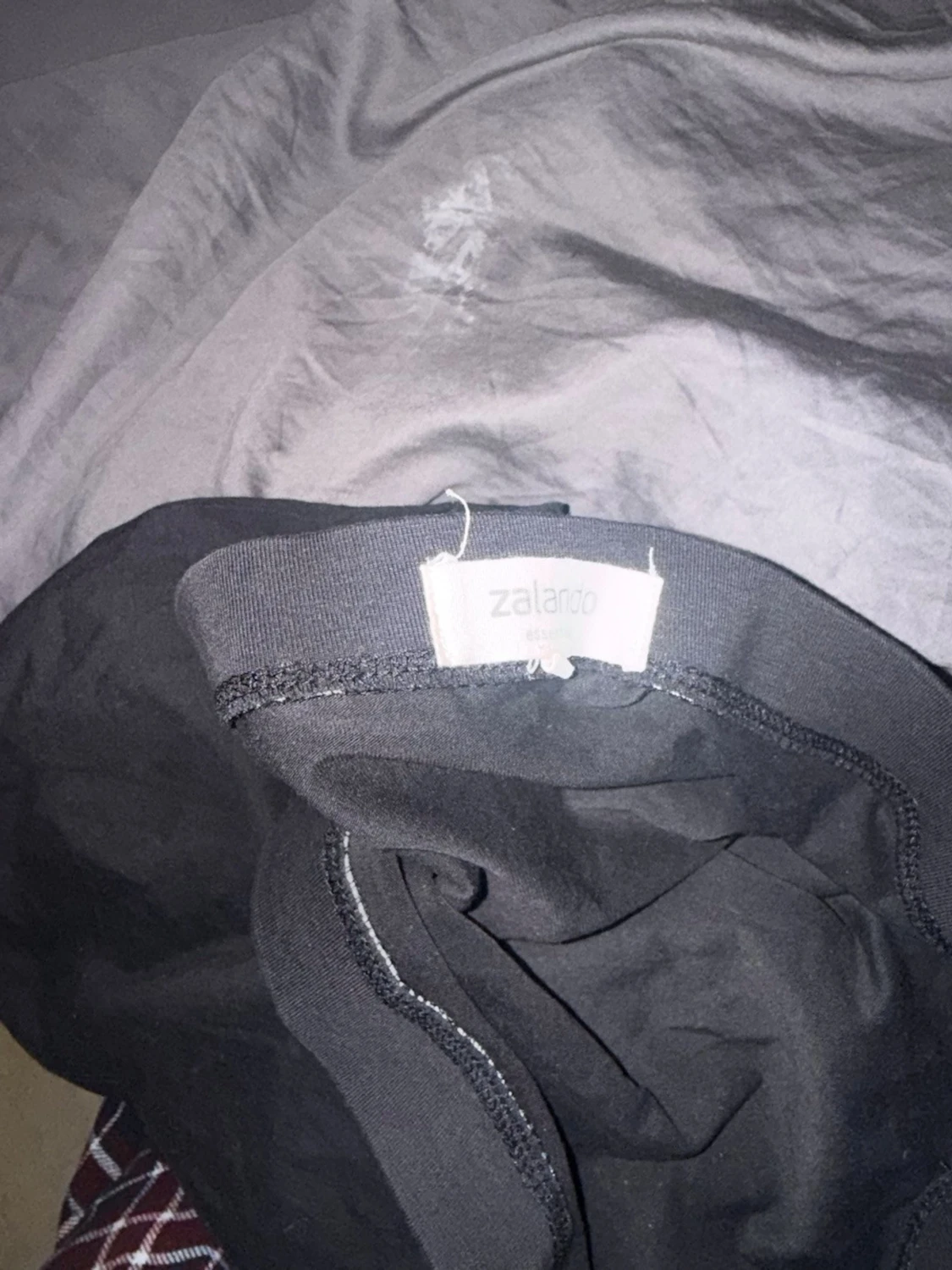 Svart kortkjol i bomull - 1