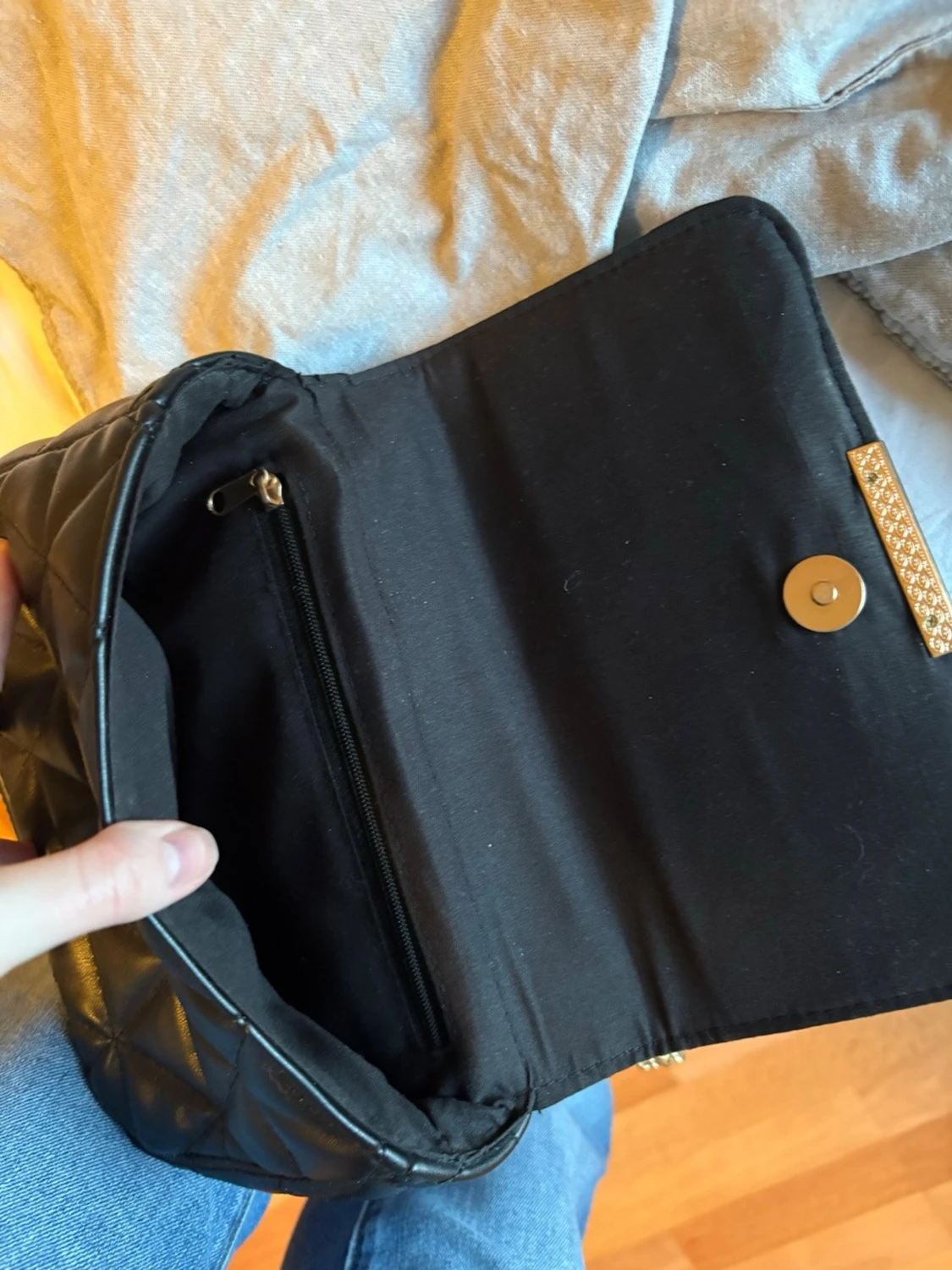 Liten svart väska från glitter - 4