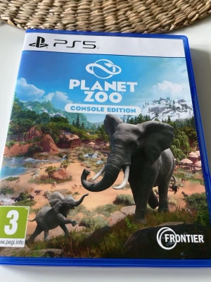 Planet Zoo Console Edition PS5 - betalning via SWISH, dm om du ska köpa 