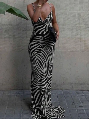 Zebra klänning  - zebra klänning aldrig använd, intresse koll 