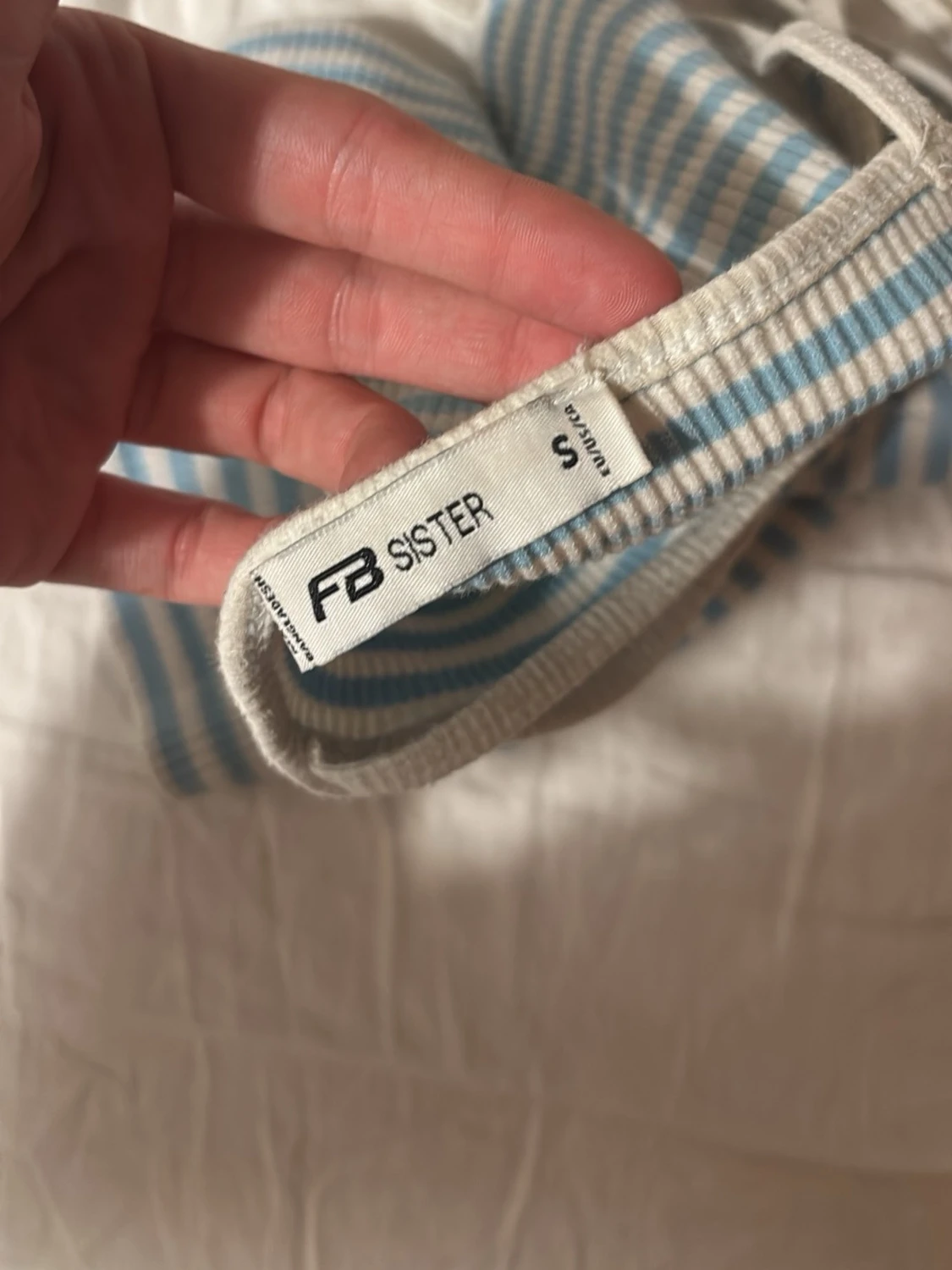 Blåvit ribbad cropped linne - 2