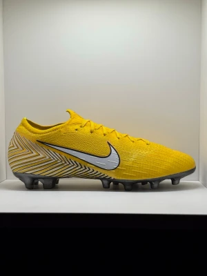 Nike Mercurial Vapor 12 neymar - Nike Mercurial Vapor 12 Elite AG NJR “Meu Jogo”🌕  Size- 9.5 US/ 43 EU 🇪🇺   Condition- 9/10 (Soleplate completely changed from FG to AG) KÖP MED EGEN RISK!