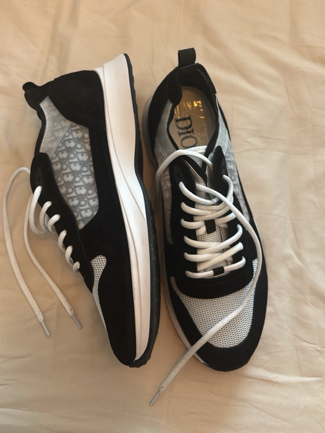 Fina svart vita skor - 1