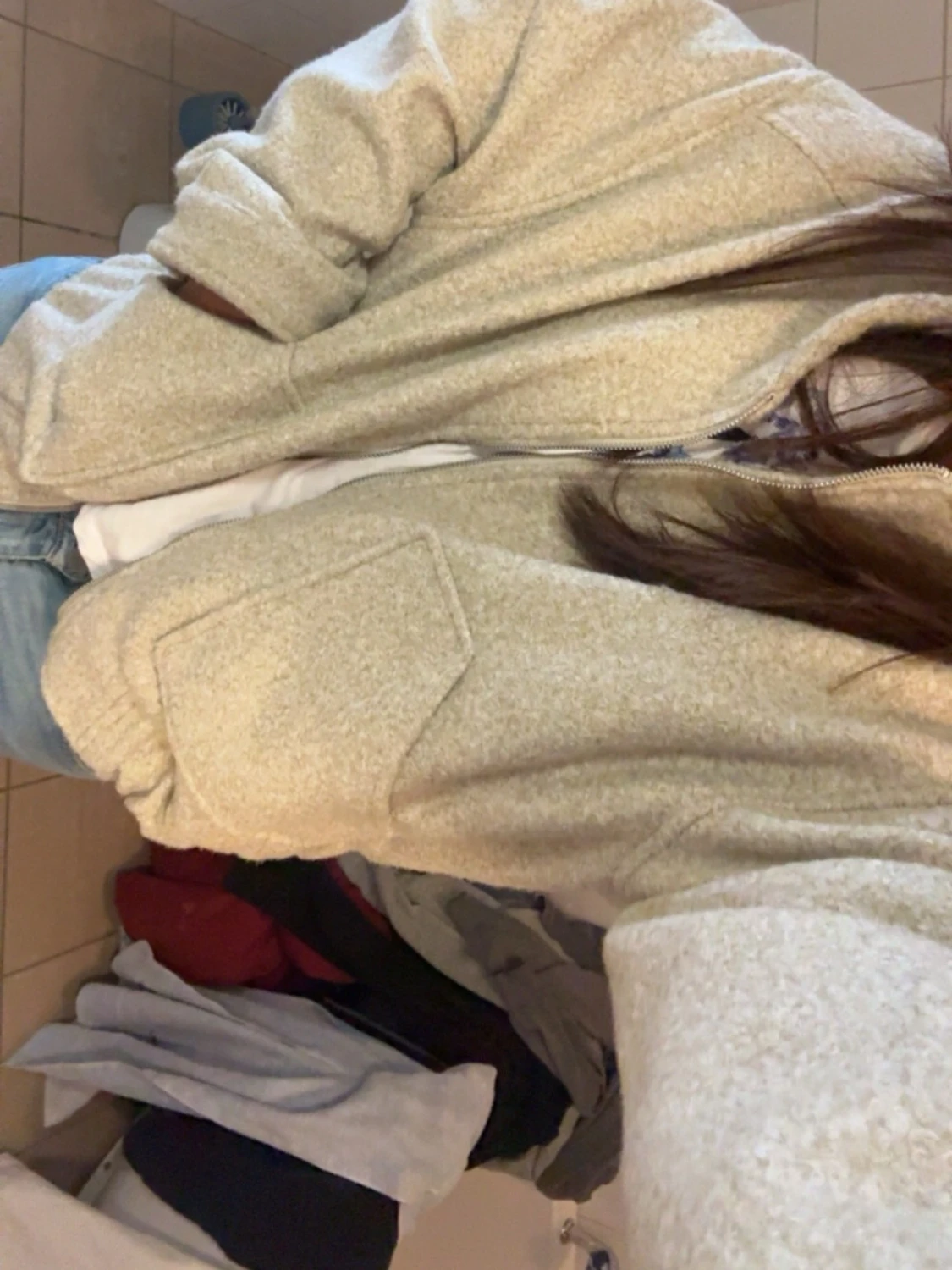 Beige bomberjqcka med dragkedja - 1