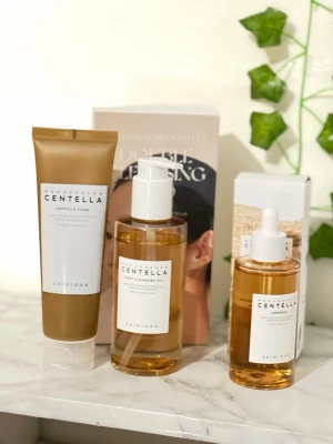 Centella Skin1004 hudvård  - Centella hudvårds som passar inte mig har använt bara ett två gånger kanske som du ser på bilden det full 
