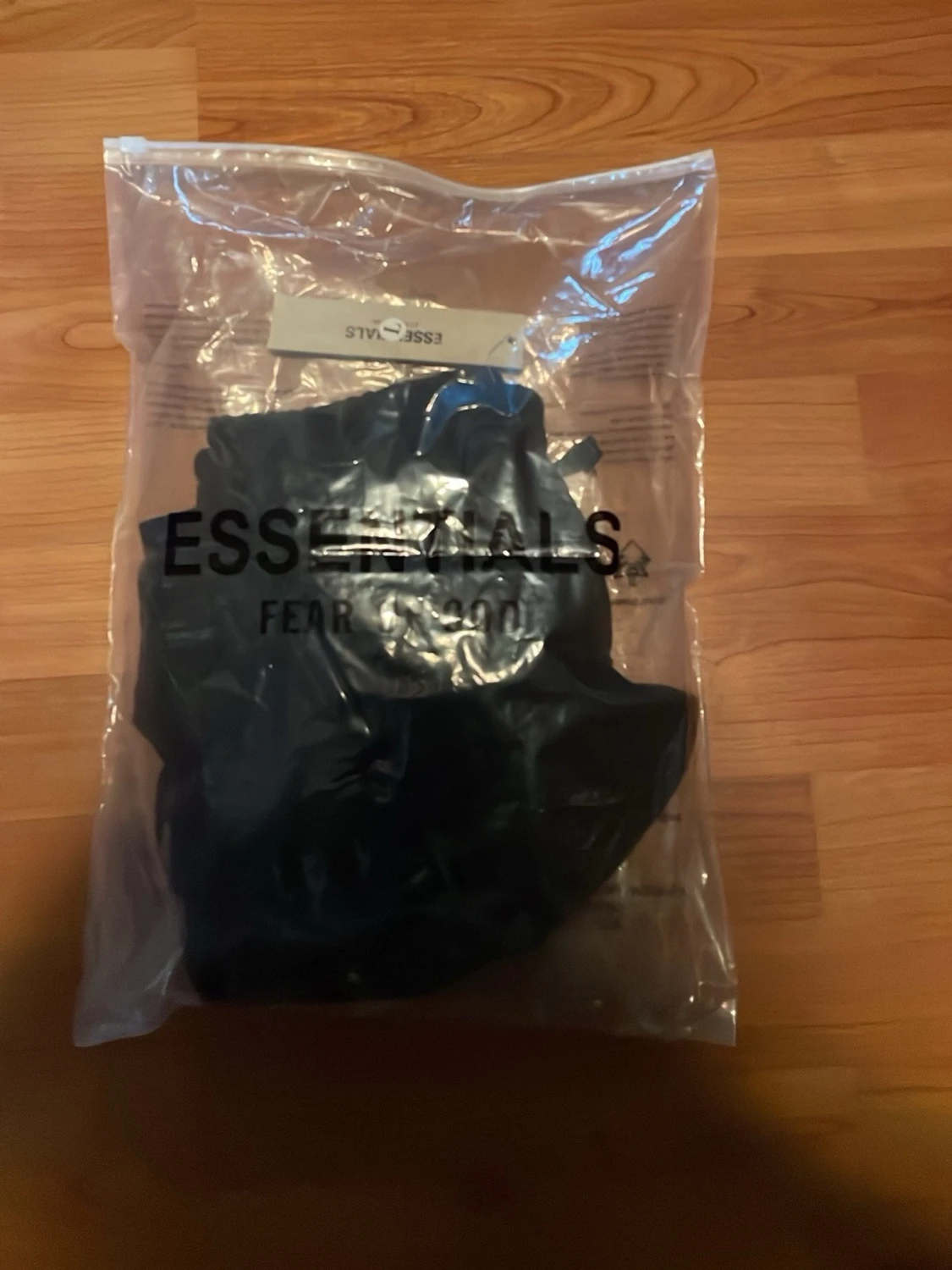 Svarta shorts från Essentials - 1