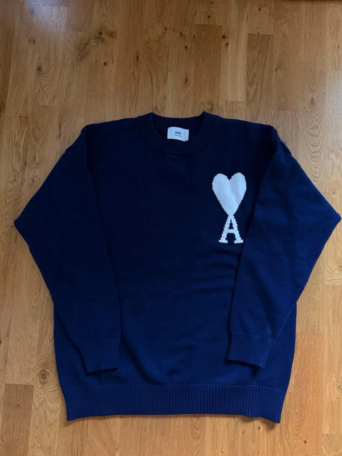 Mörkblå stickad tröja från Ami - 3