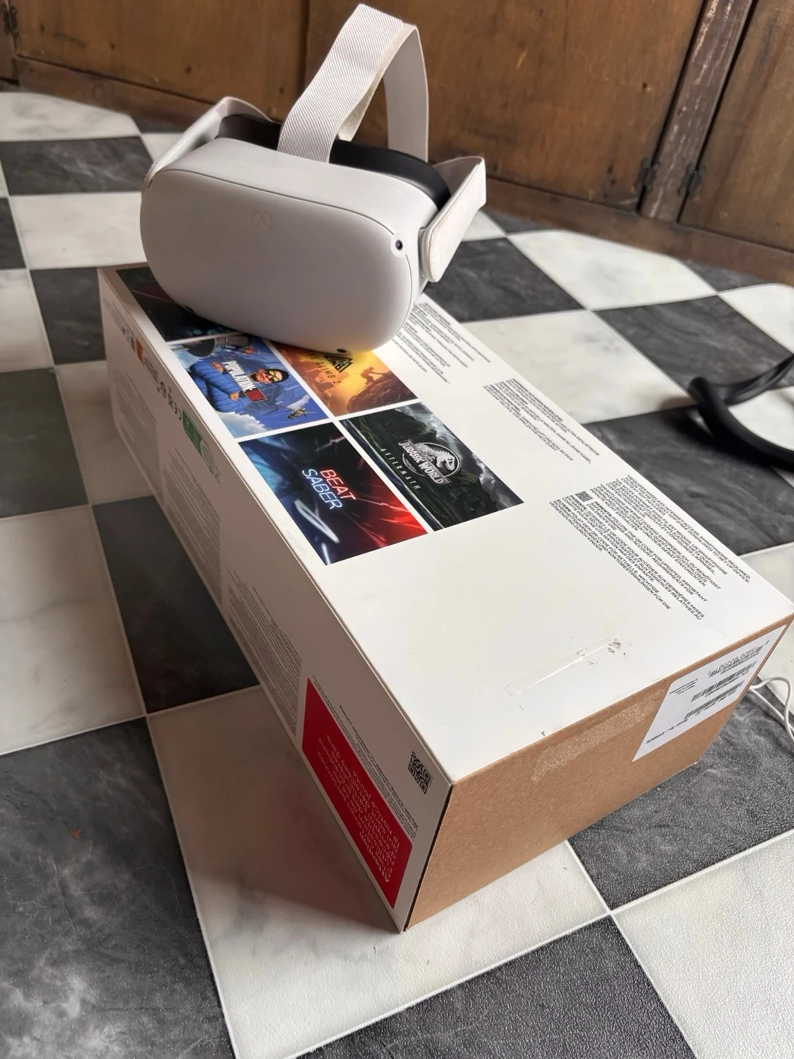Meta Quest 2 VR-headset med kontroller - 1
