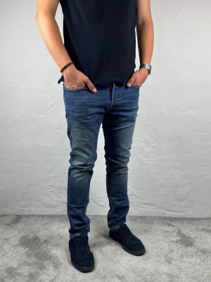Replay jeans  - Ett par riktigt snygga jeans från Replay i storlek W31 L32 i modellen Donny