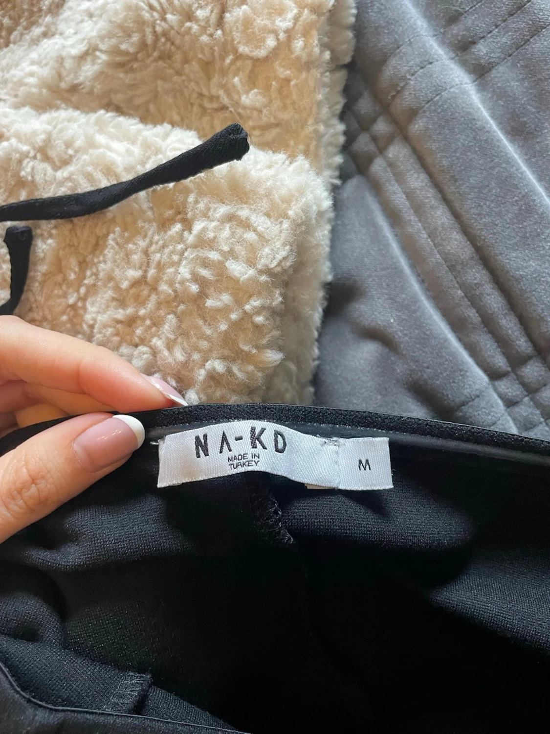 Svart axelbandslös långklänning - 5