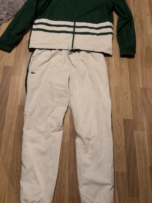 Lacoste set - Använd få gånger 