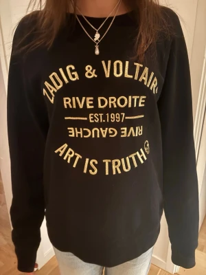 Svart sweatshirt Zadig & Voltaire - Zadig & Voltaire tröja i storlek M, pris kan diskuteras!