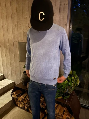 Signal Nordic Brand M - Ja, du ser rätt! En stickad tröja från Siganl Nordic för ett pris som detta. Blinka inte för länge. 