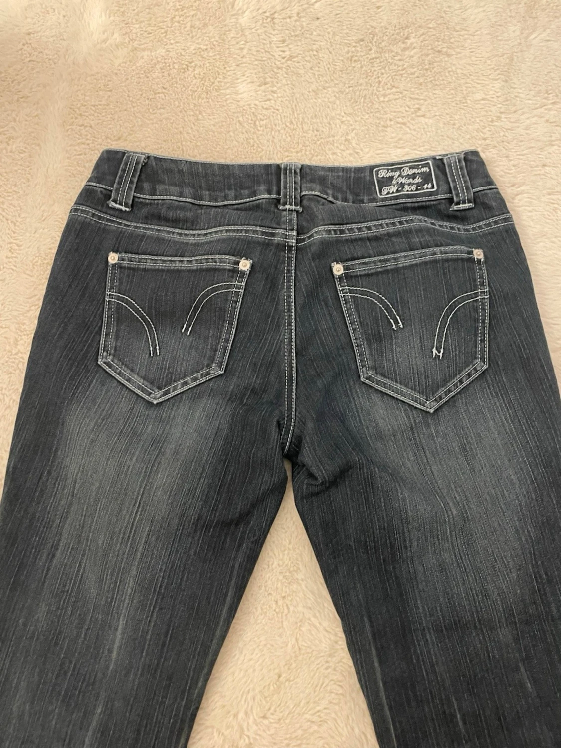 Mörkblå jeans från Warris - 1