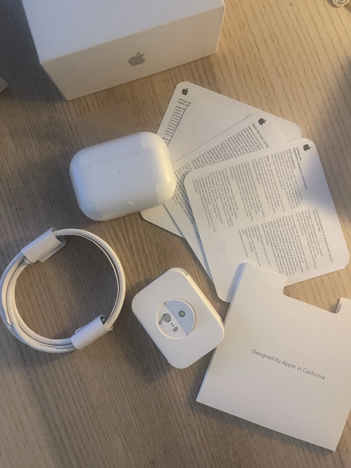 Apple AirPods Pro (2nd gen)  - 4