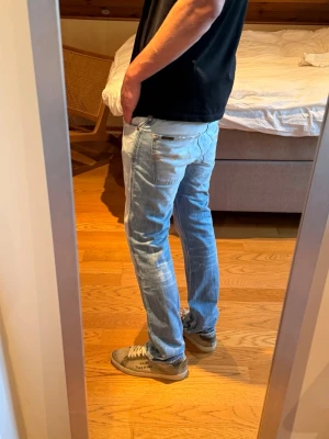 Ljusblå jeans från Nudie Jeans - Modell Slim Jim Storlek w31 l32 unik & nice colorway till sommaren 