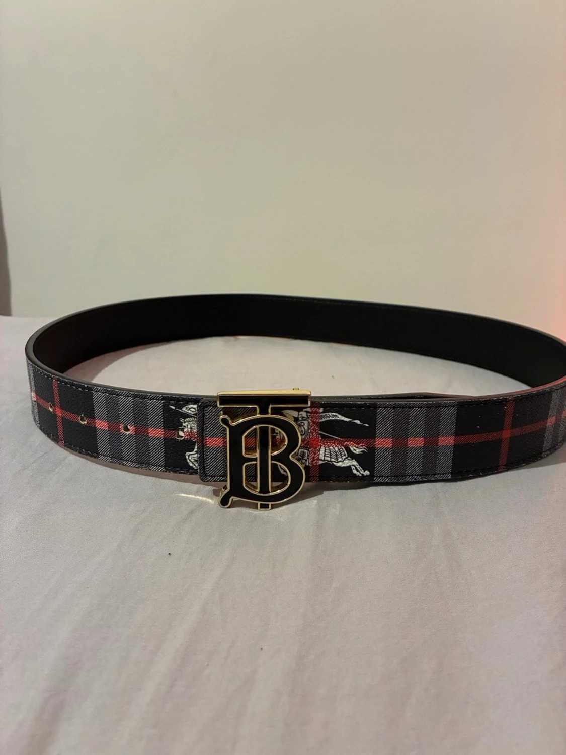 Rutmönstrat Burberry bälte med guldspänne