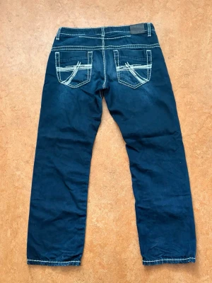 Snygga y2k jeans  - Passar W30 L30. Mått finns på bilderna. 